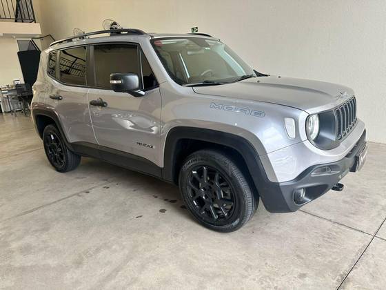JEEP RENEGADE 2.0 16V TURBO DIESEL MOAB 4P 4X4 AUTOMÁTICO